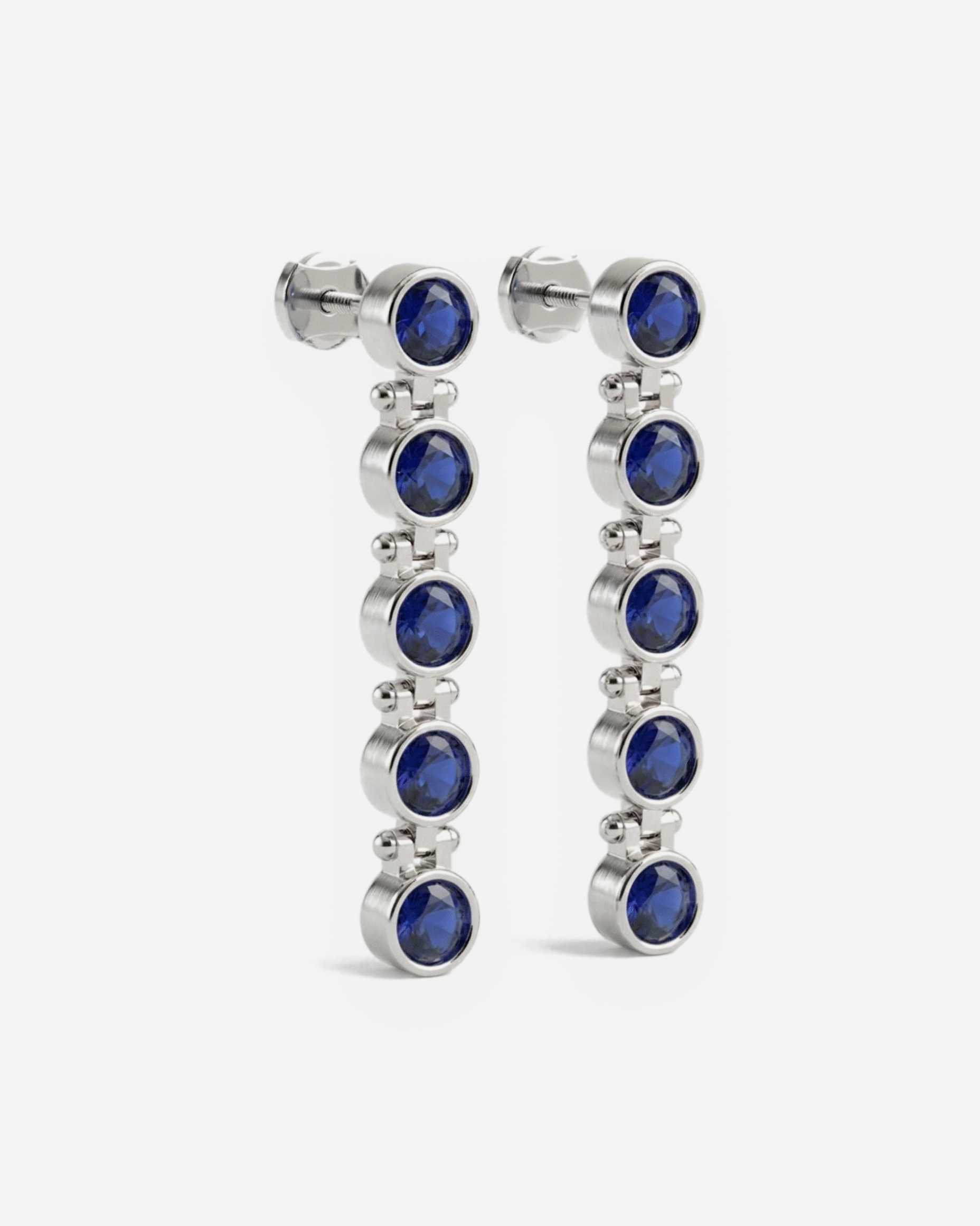 wg-rivet-link-earring-1