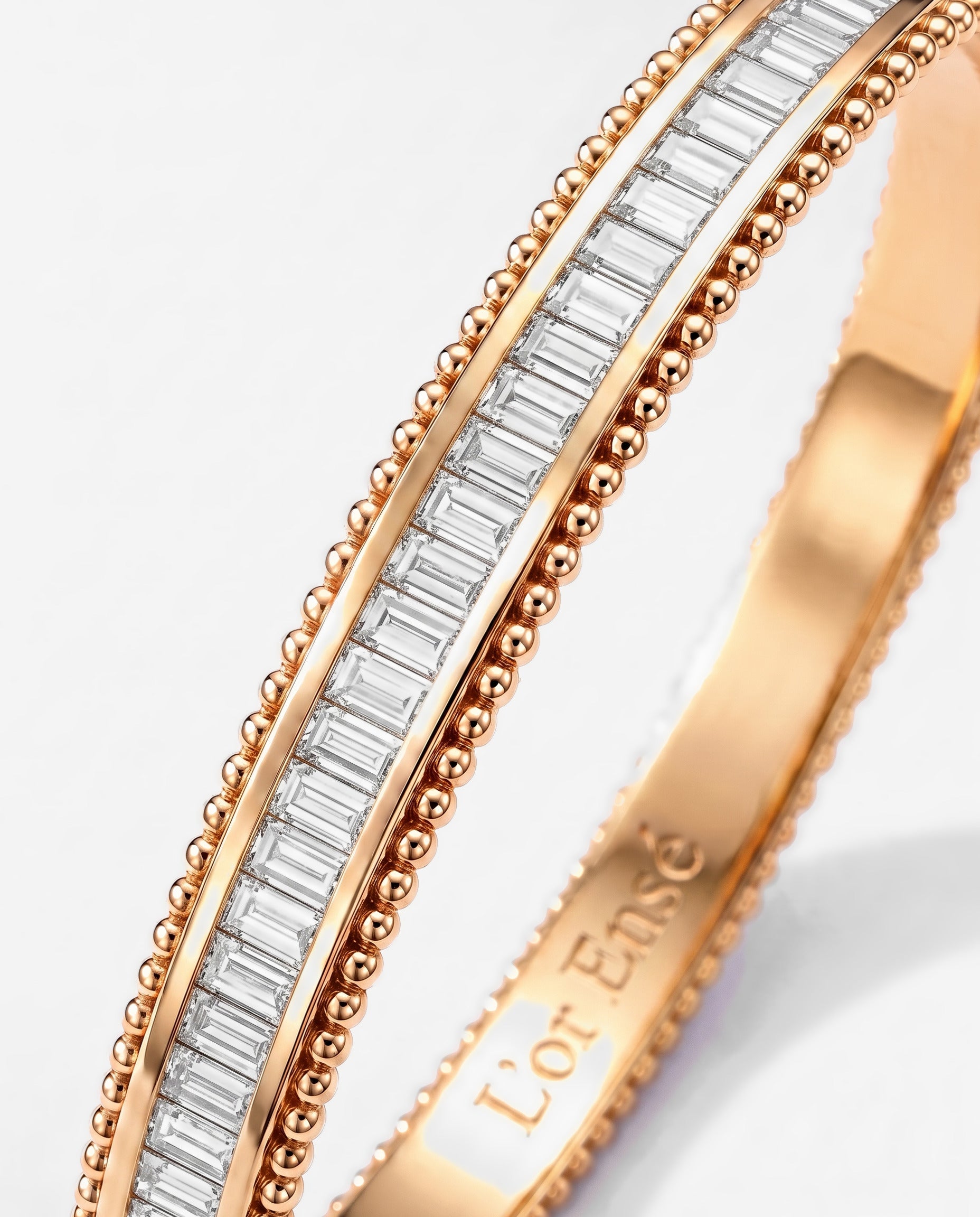 Baguette Bangle in 9ct yellow gold