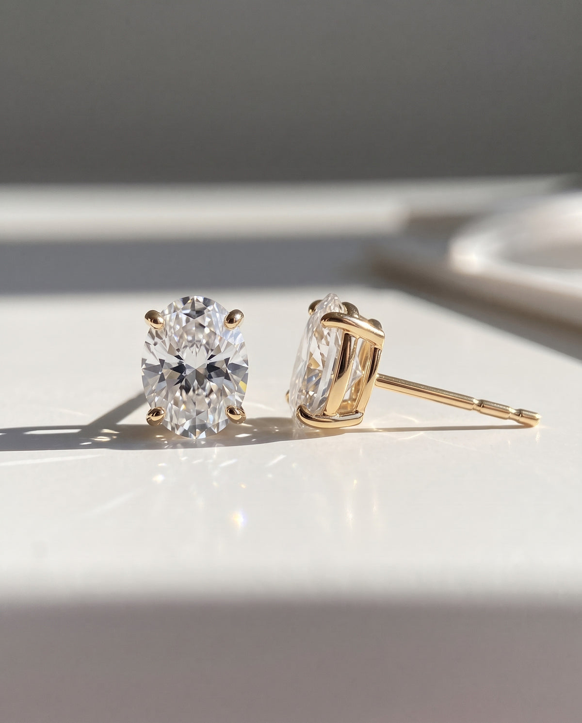 Oval Solitaire Ear Studs in 9ct yellow gold