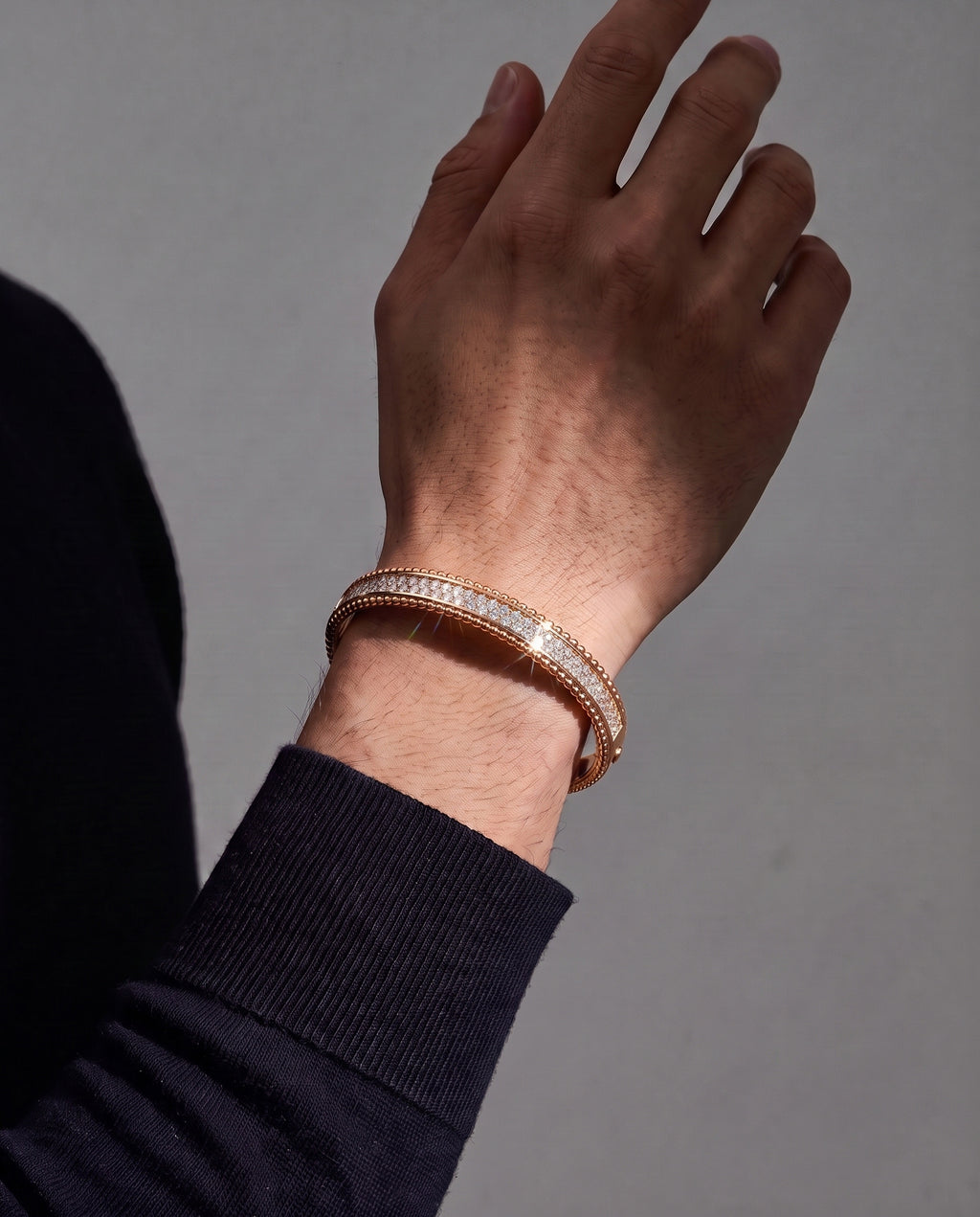 Pavé Bangle in 9ct rose gold