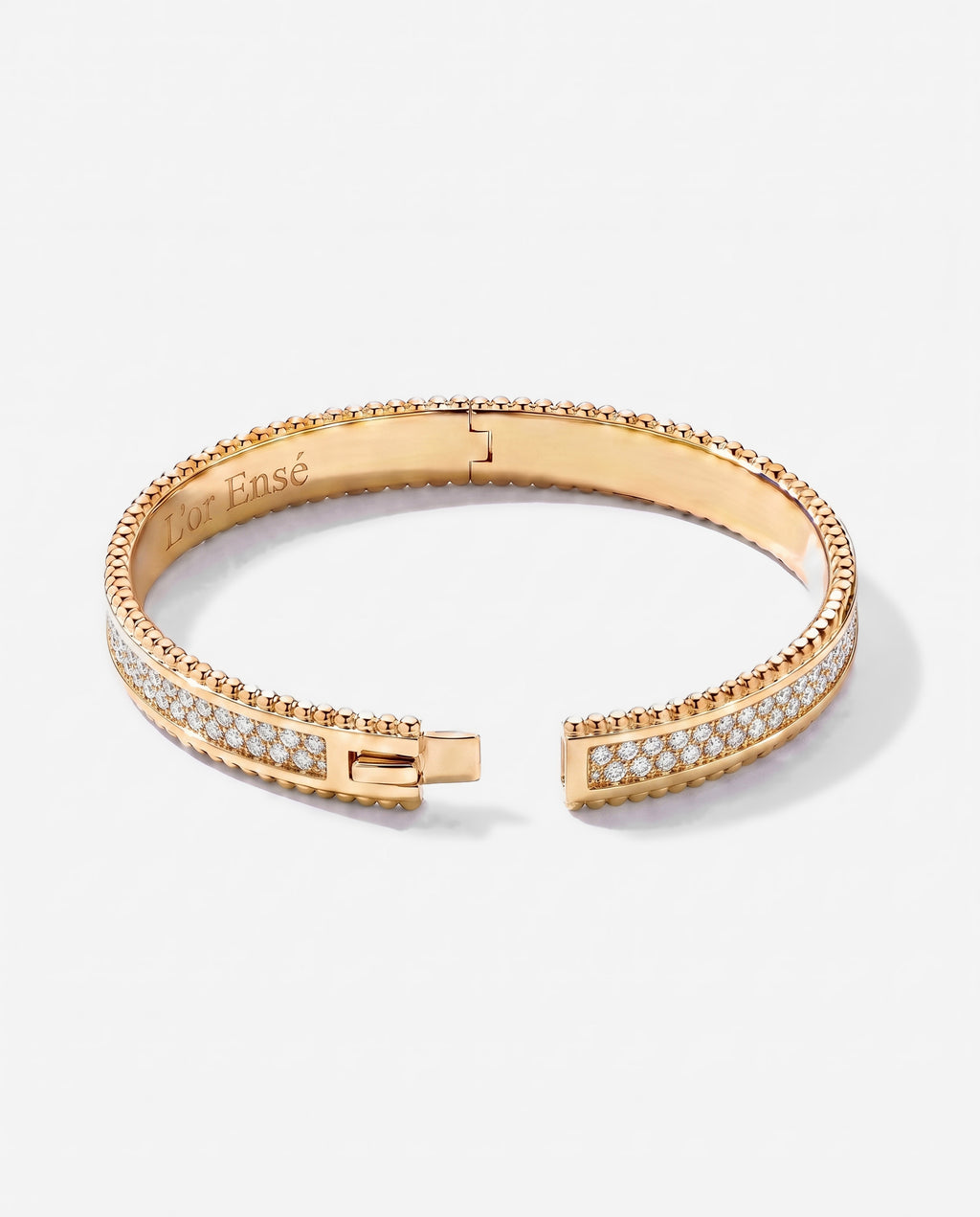 Pavé Bangle in 9ct yellow gold