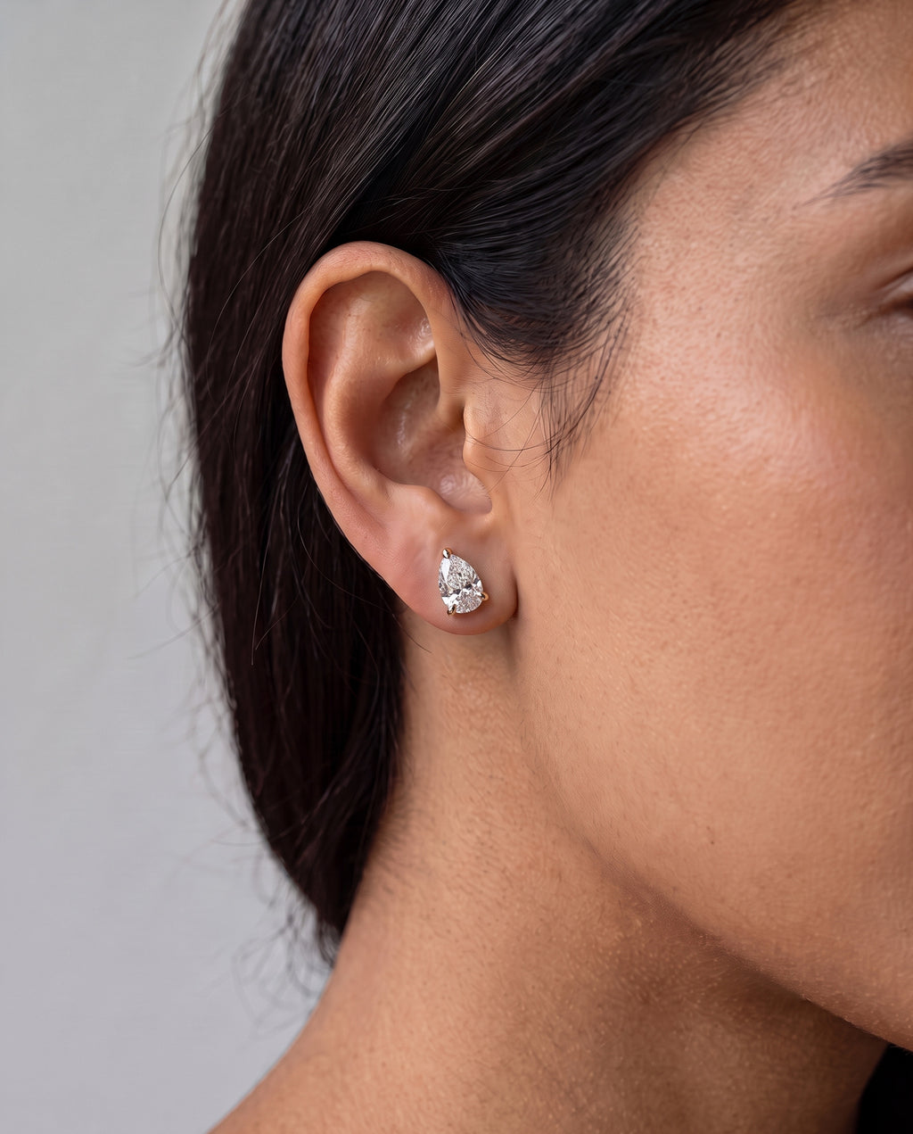 Pear Solitaire Ear Studs in 9ct rose gold