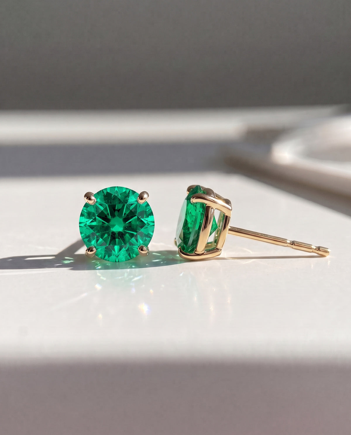 Round Emerald Solitaire Ear Studs in 9ct yellow gold